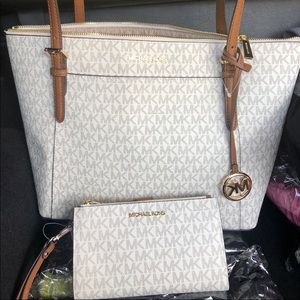 Michael Kors set